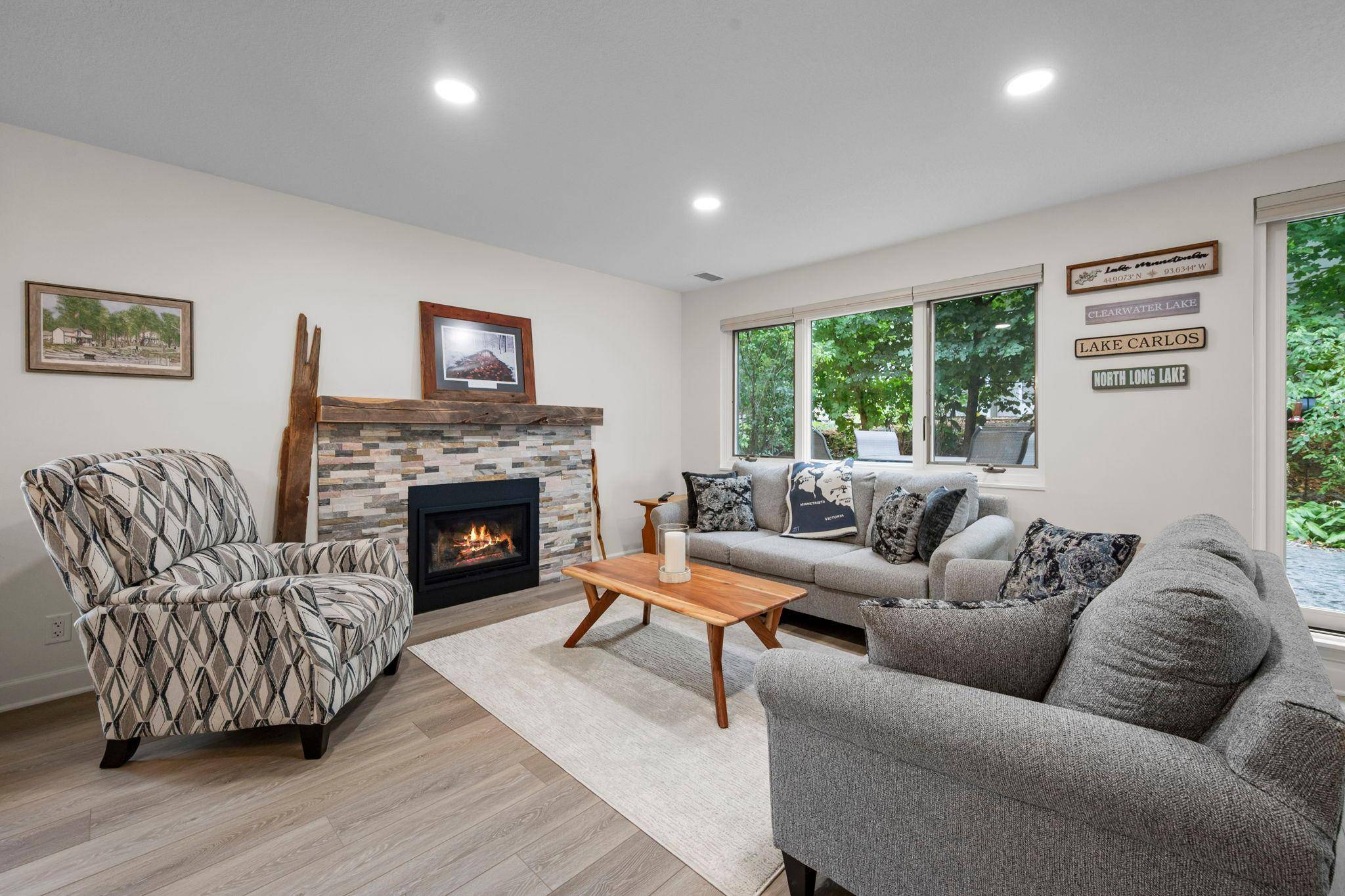 2670 Commerce BLVD #102, Mound, MN 55364
