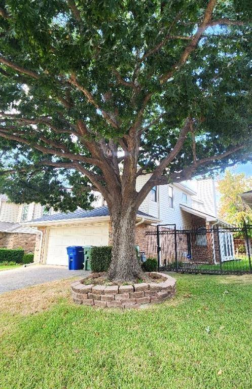 2107 Rose Cliff Lane, Carrollton, TX 75007