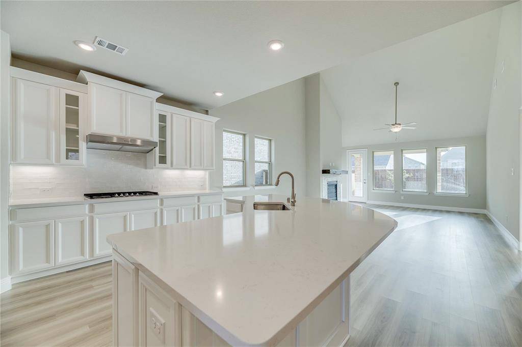 2121 Sumard Drive, Little Elm, TX 75068