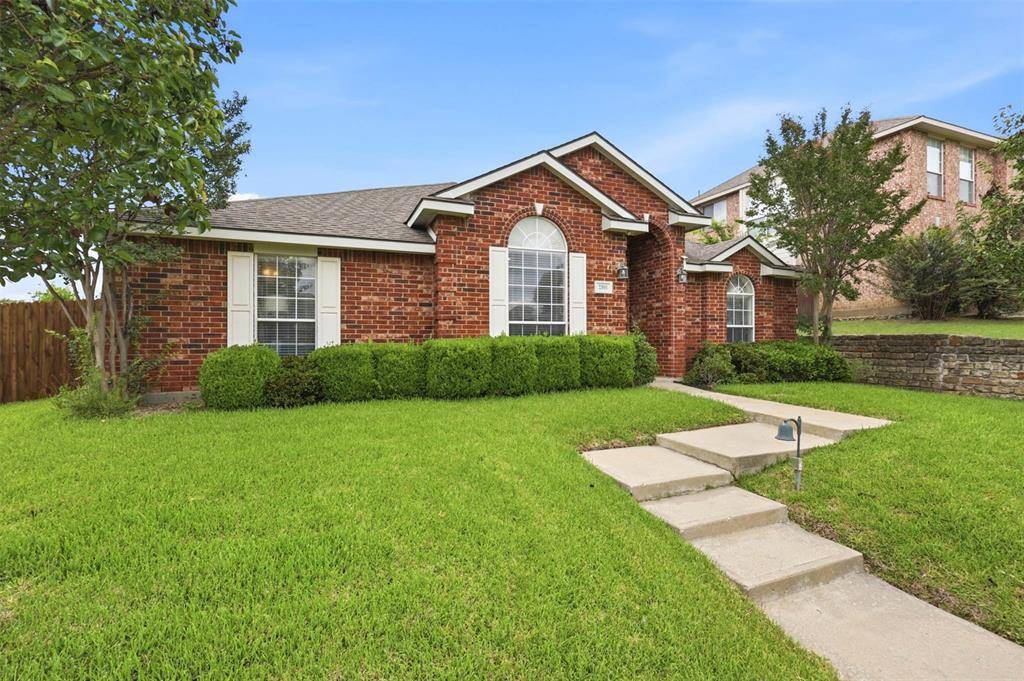 2501 Saddle Horn Drive, Mesquite, TX 75181