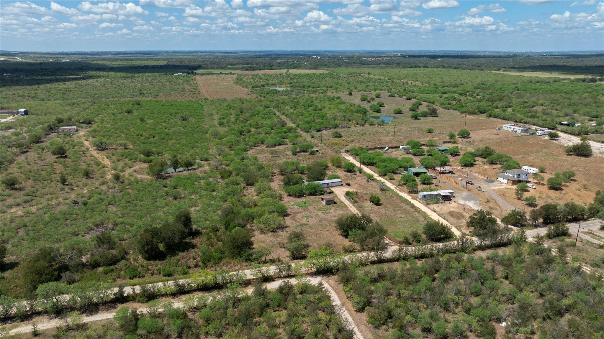 3301 Dry Creek RD, Lockhart, TX 78644