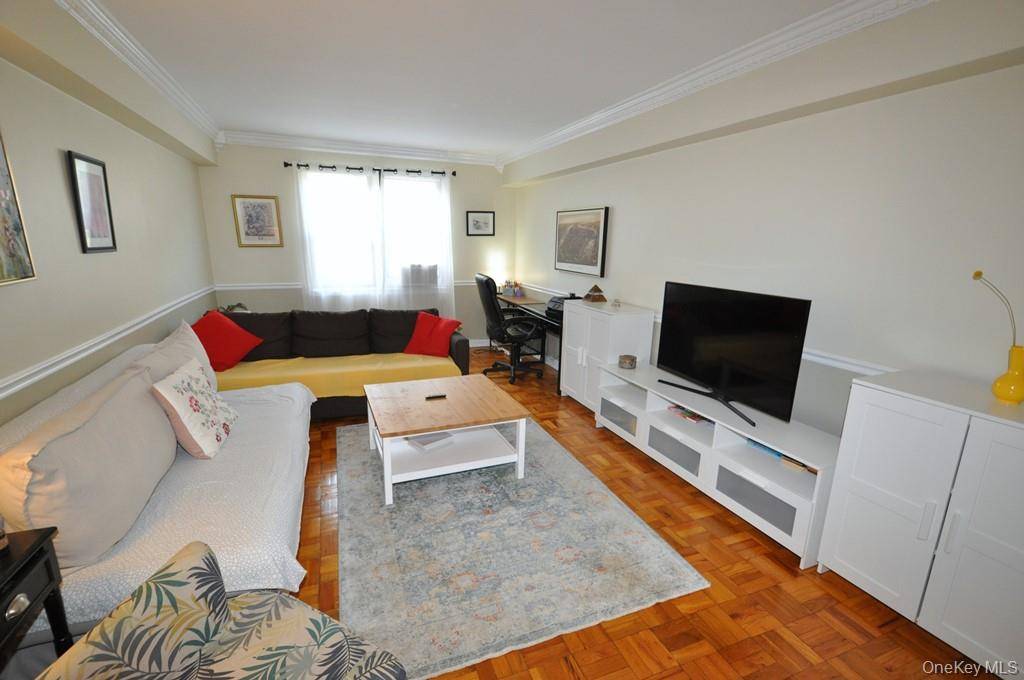 142 Garth RD #1C, Scarsdale, NY 10583