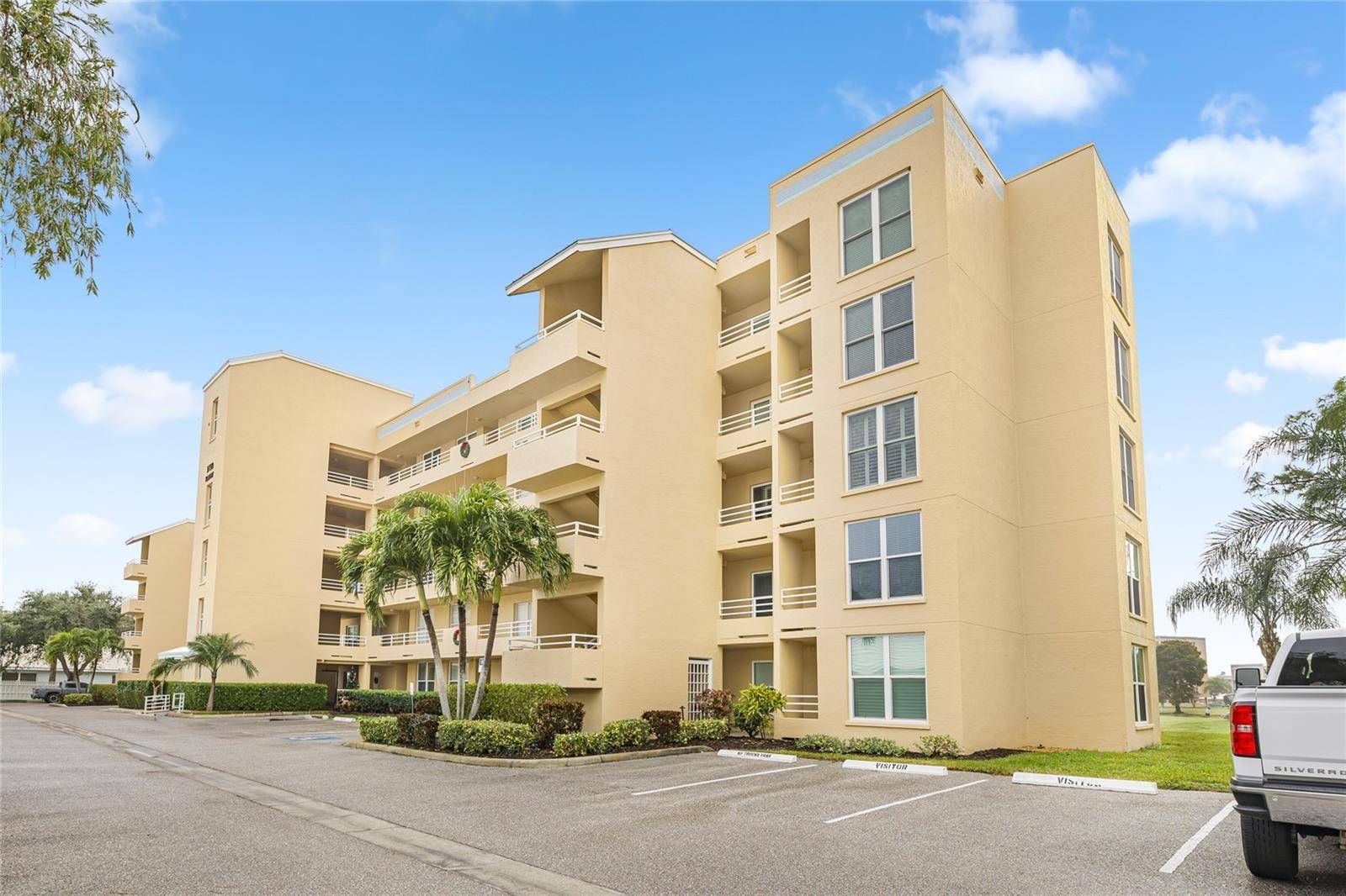 3750 PINEBROOK CIR #107, Bradenton, FL 34209