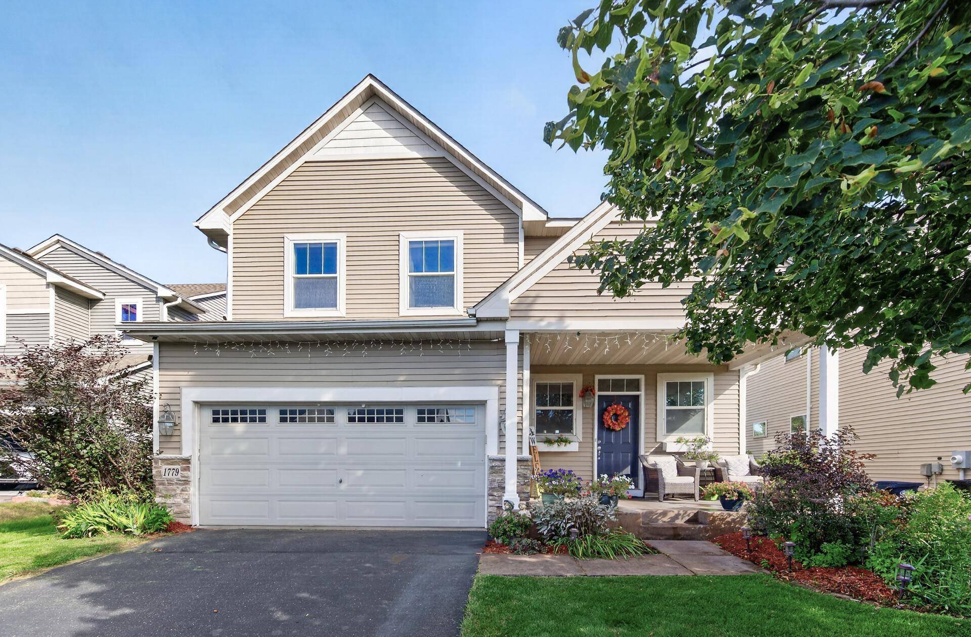 1779 Fescue CT, Shakopee, MN 55379