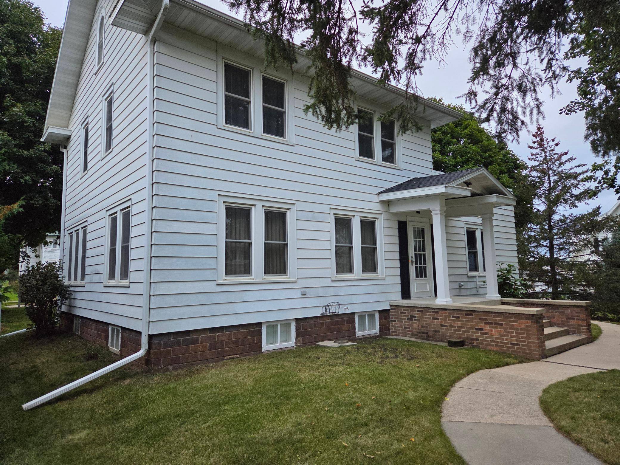 305 N Elm ST, Mabel, MN 55954