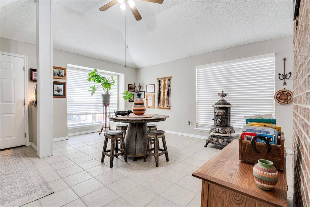 8341 NW 113th TER, Oklahoma City, OK 73162