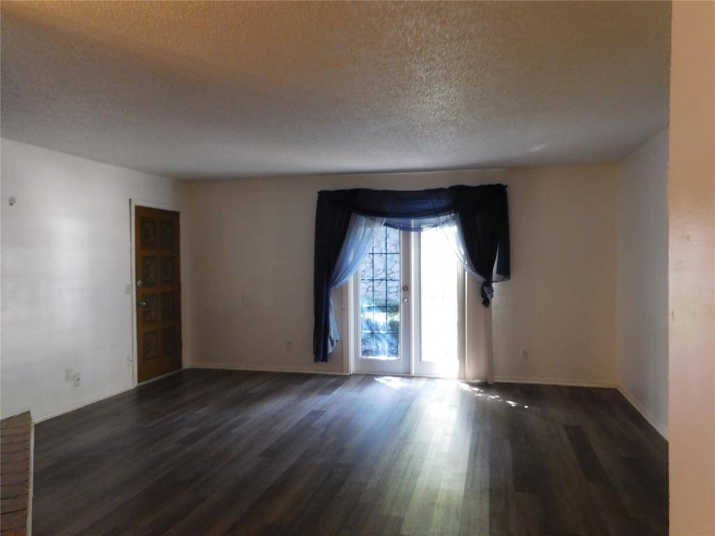6026 NW EXPY #B, Warr Acres, OK 73132
