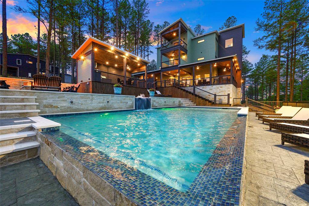375 Boulder WAY, Broken Bow, OK 74728
