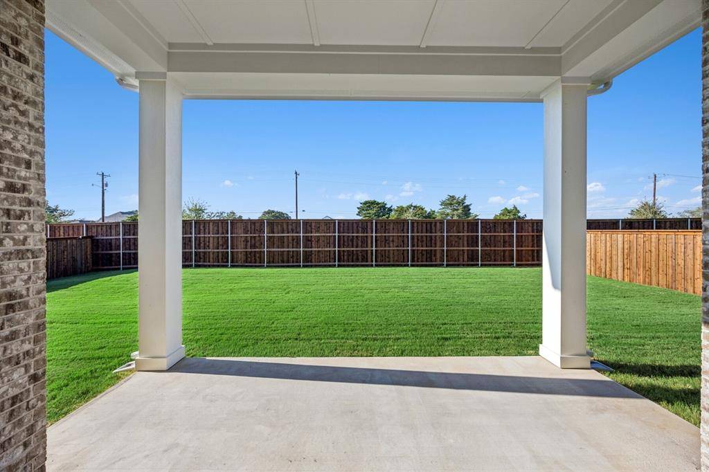 2221 Village Trail, Lakewood Village, TX 75068
