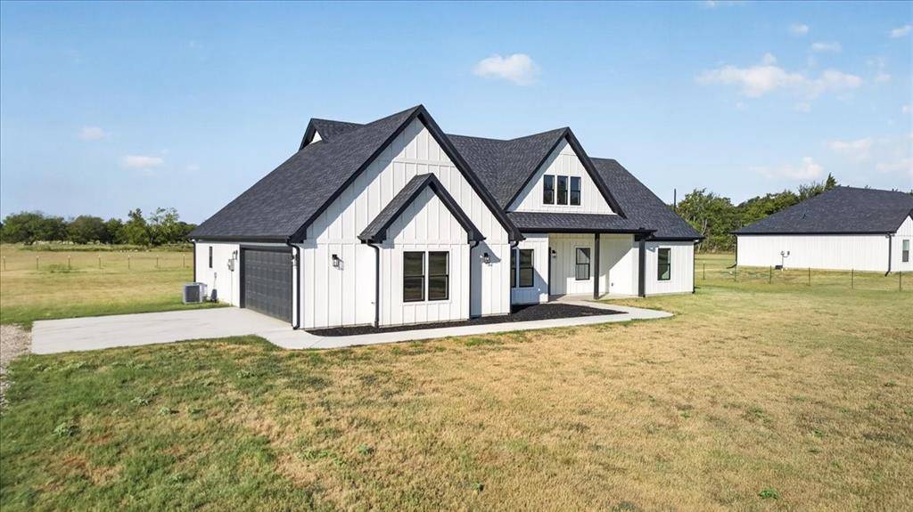 697 VZ CR 3717, Edgewood, TX 75117