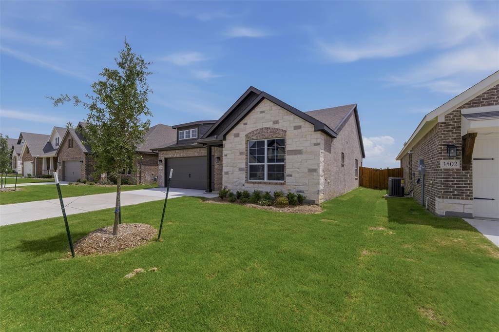 3504 Helena Street, Gainesville, TX 76240