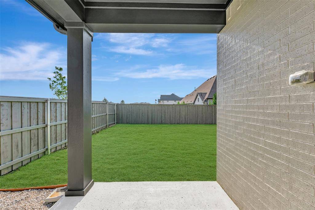 3780 Bermuda Grass Way, Grand Prairie, TX 76084