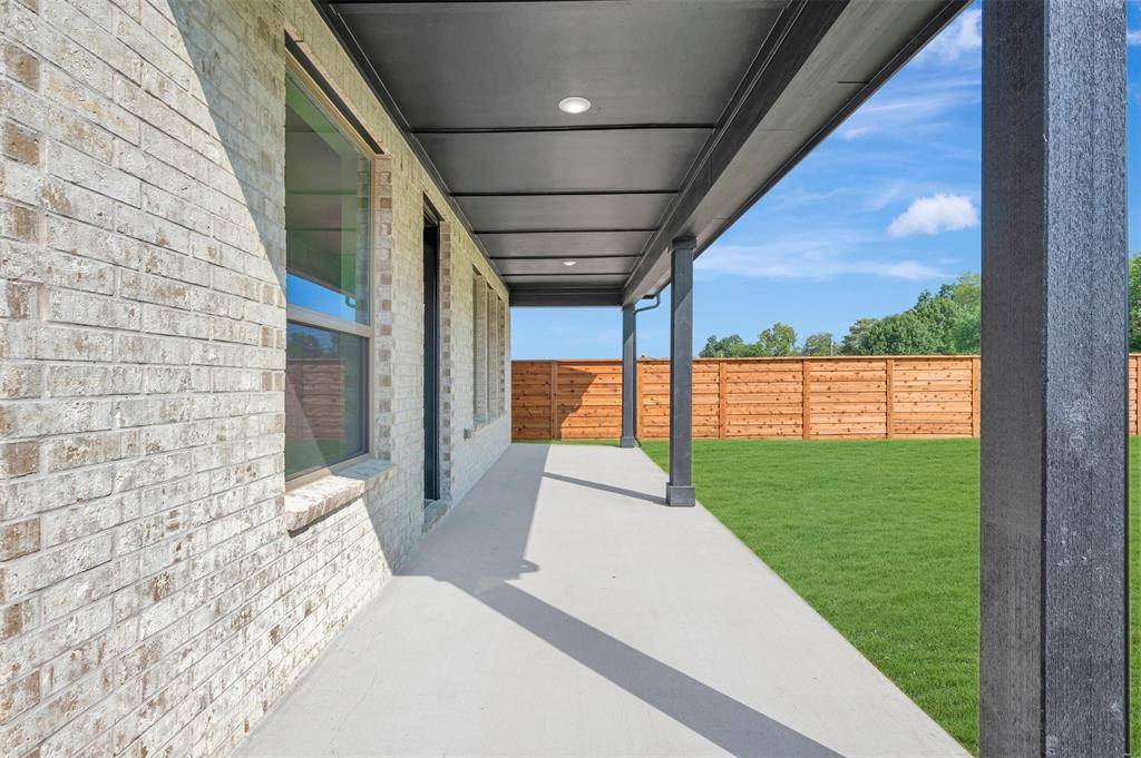 1725 Mosaic Way, Mesquite, TX 75181