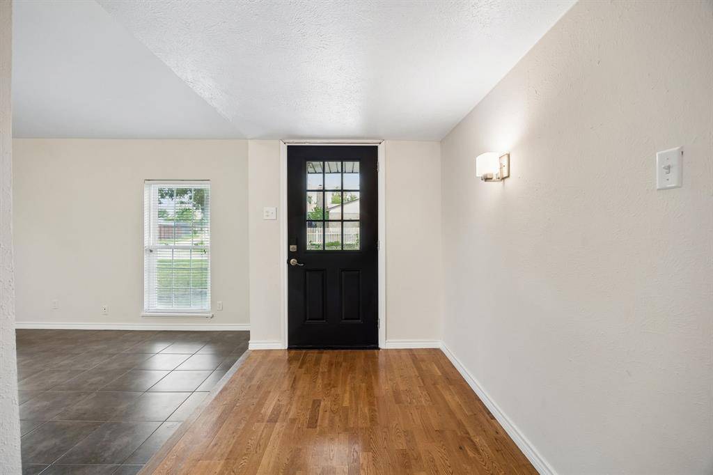 2936 Furneaux Lane, Carrollton, TX 75007