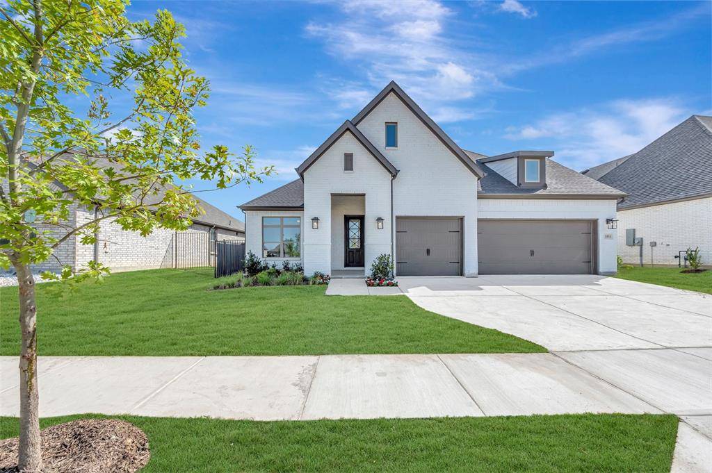 3551 Redbud Flower Trail, Venus, TX 76084
