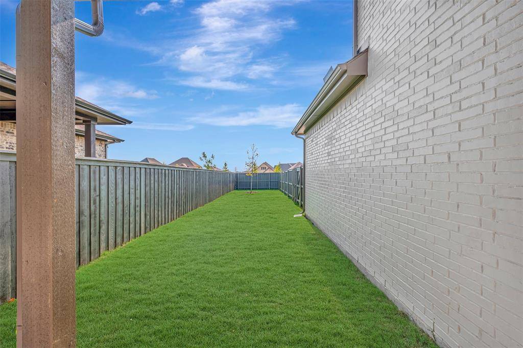 3742 Long Stem Street, Venus, TX 76084