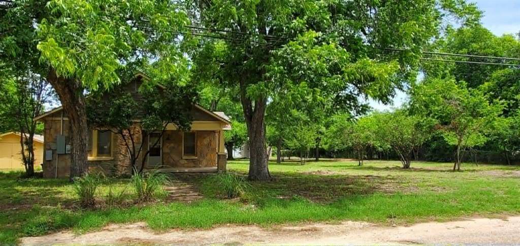 418 N 4th Street W, Clyde, TX 79510