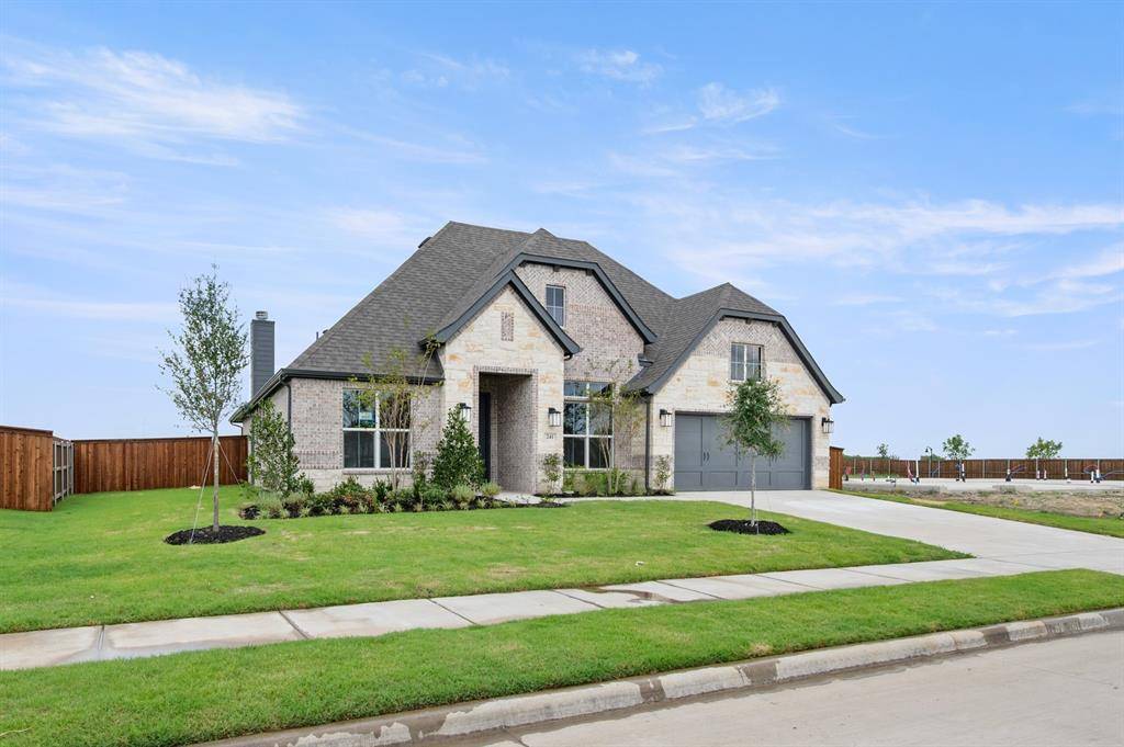 241 Pine Leaf Trail, Waxahachie, TX 75165