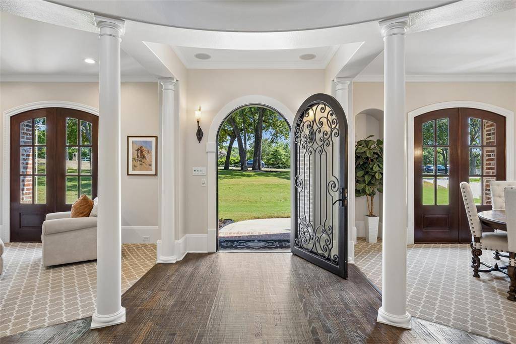 963 Noble Champions Way, Bartonville, TX 76226