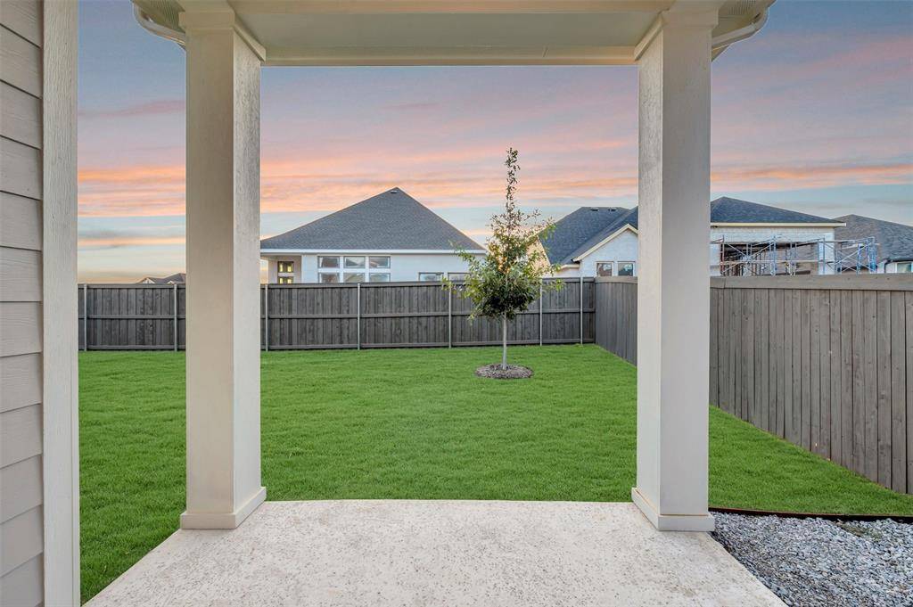 3743 Bermuda Grass Way, Venus, TX 76084