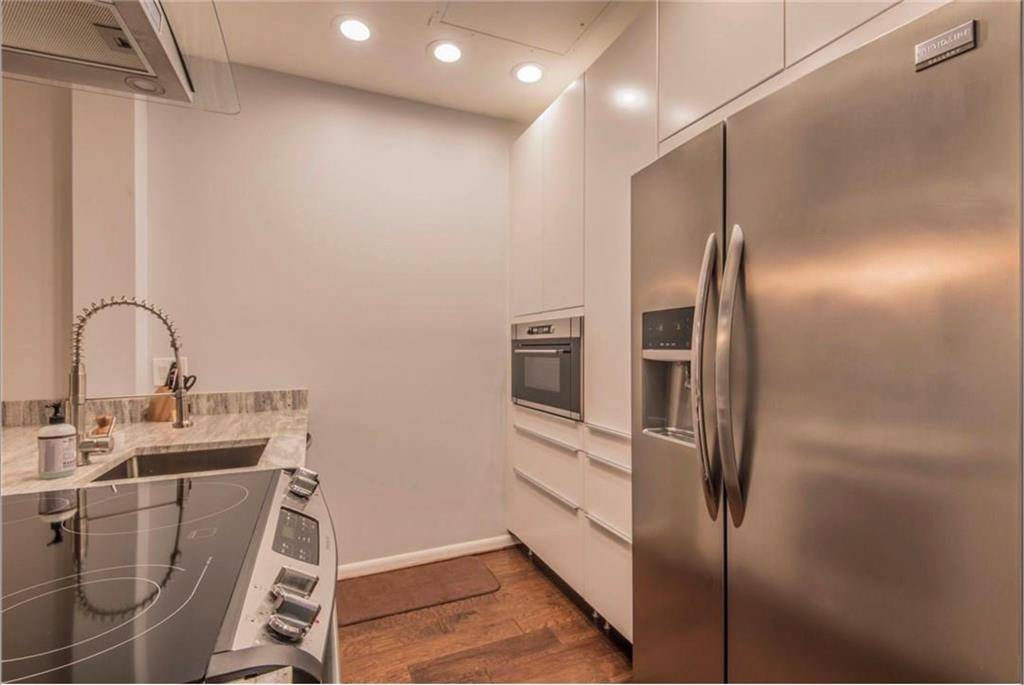 3940 Hawthorne Avenue #6, Dallas, TX 75219