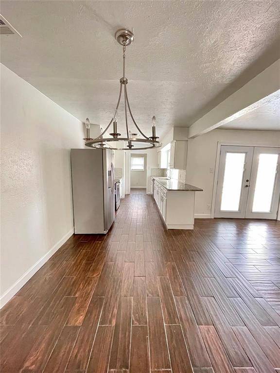 1305 W Spring Creek Parkway, Plano, TX 75023
