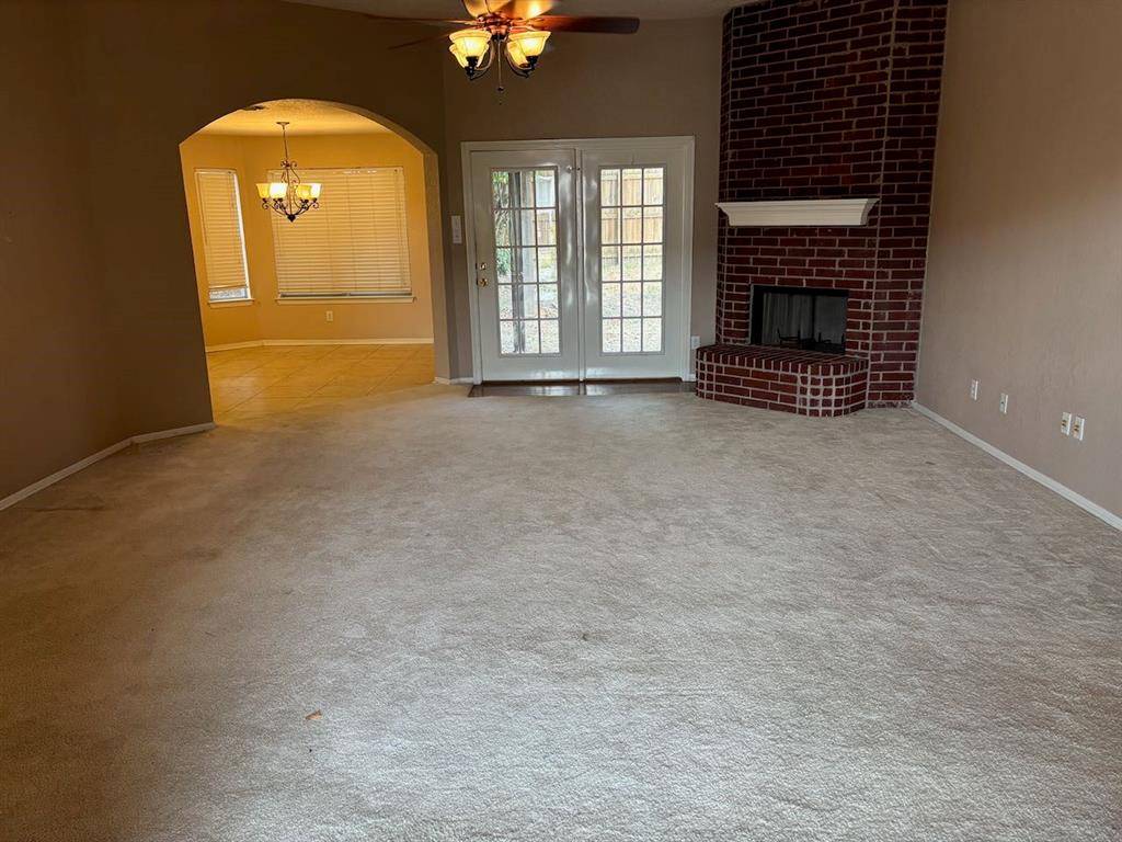8109 Fox Chase Drive, Fort Worth, TX 76137