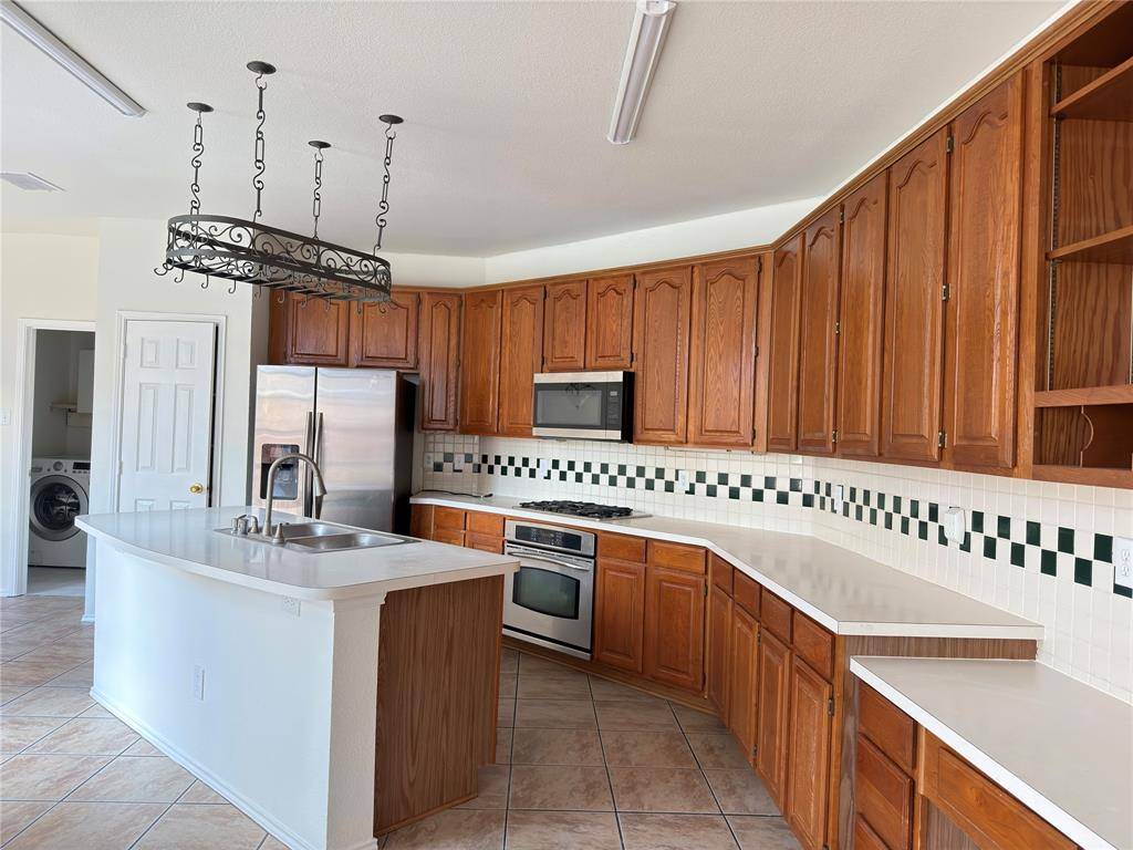 1328 Comanche Drive, Allen, TX 75013