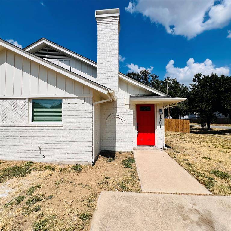 1701 Justin Lyn Street, Arlington, TX 76012
