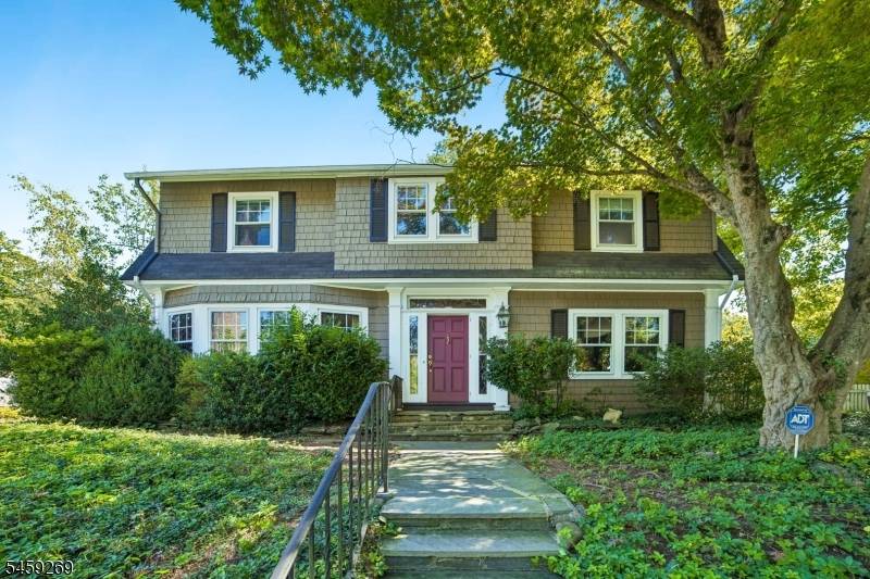 72 Gould Pl, Caldwell Boro Twp., NJ 07006