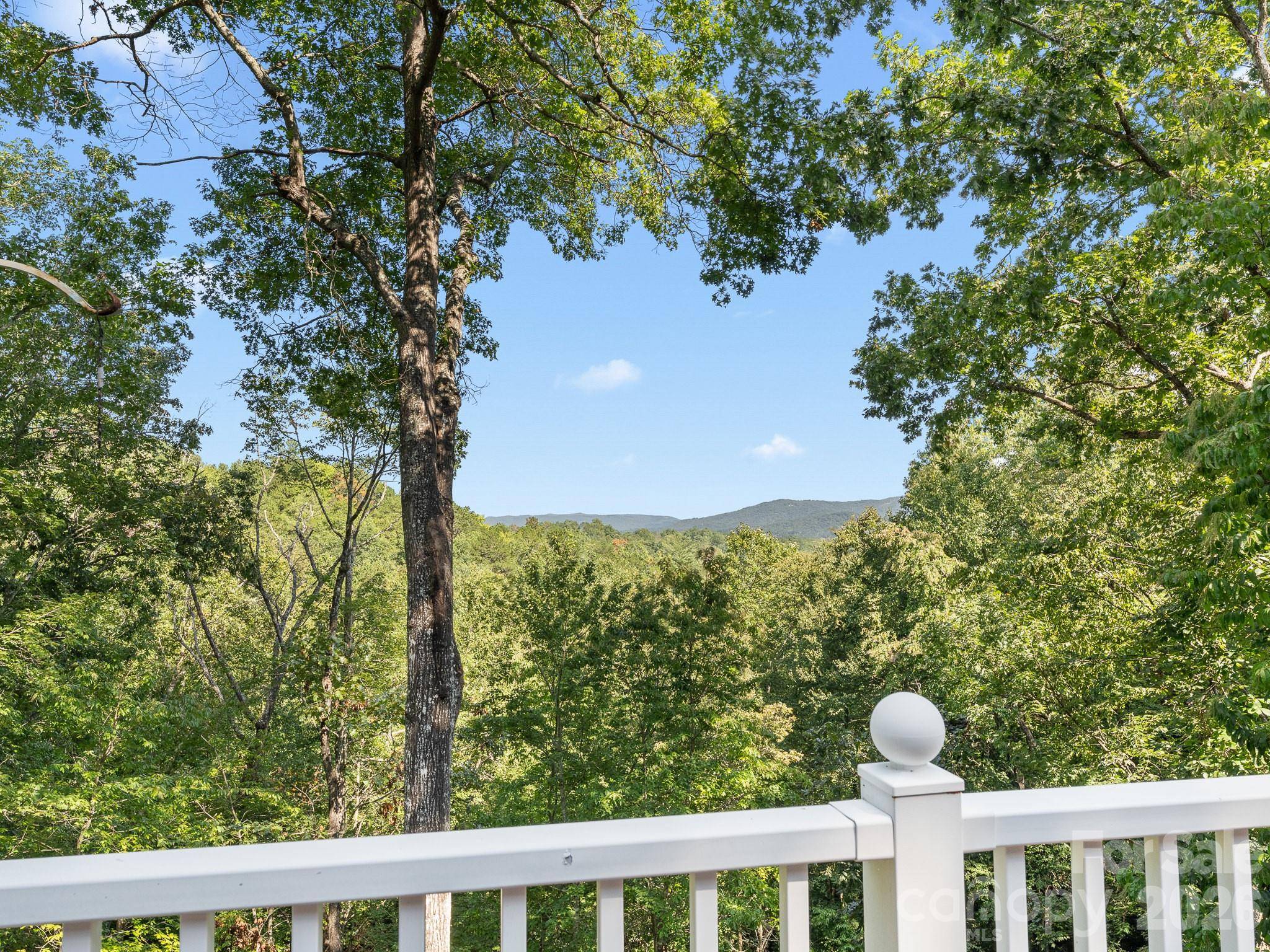 1001 Stone DR, Brevard, NC 28712