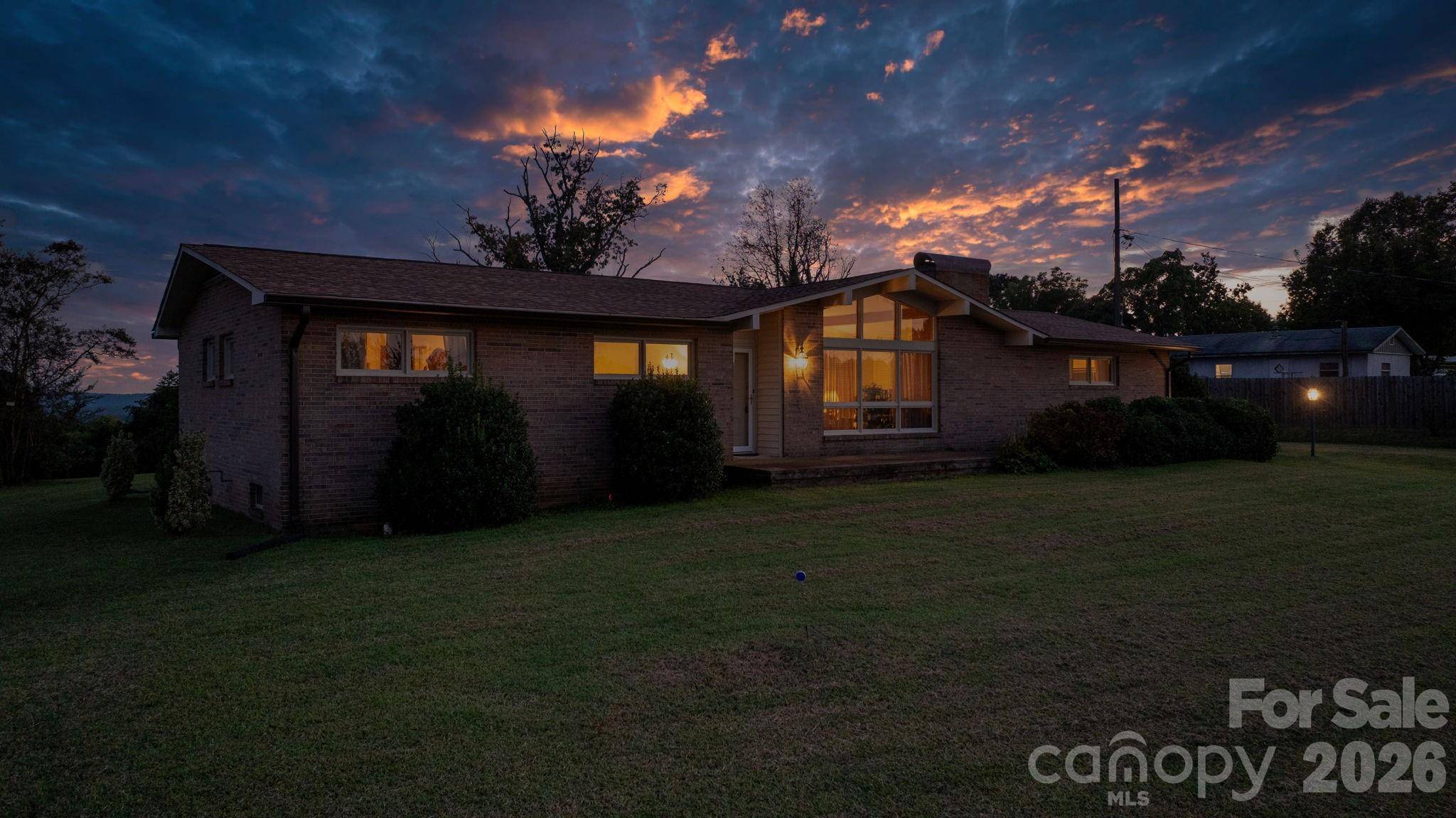 1189 Cajah Mountain RD, Hudson, NC 28638