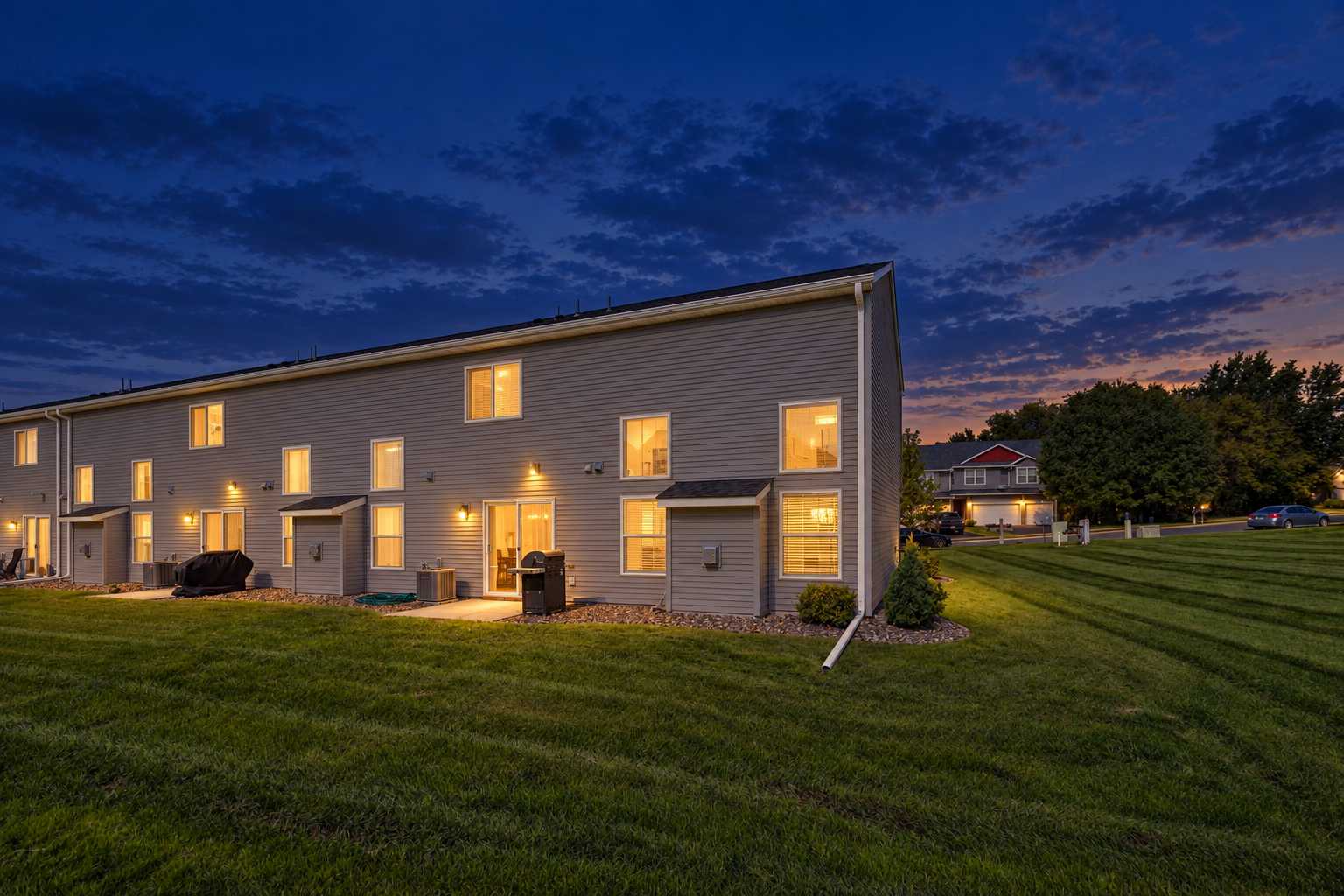 7757 Sterling DR, Rockford, MN 55373