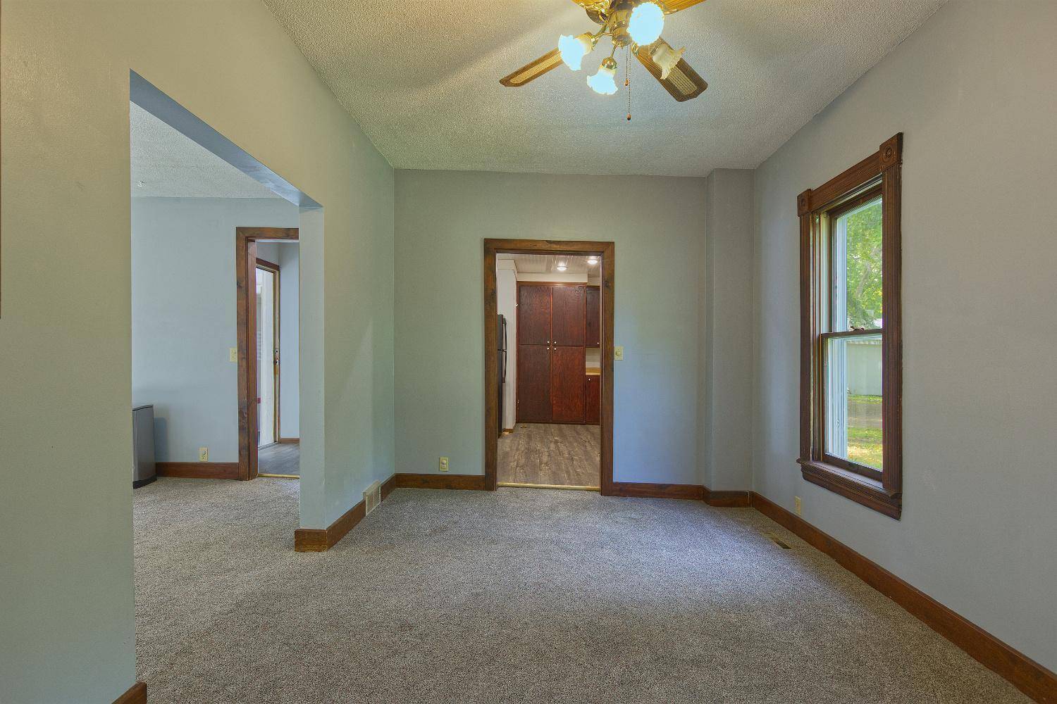 440 3rd ST SW, Cokato, MN 55321
