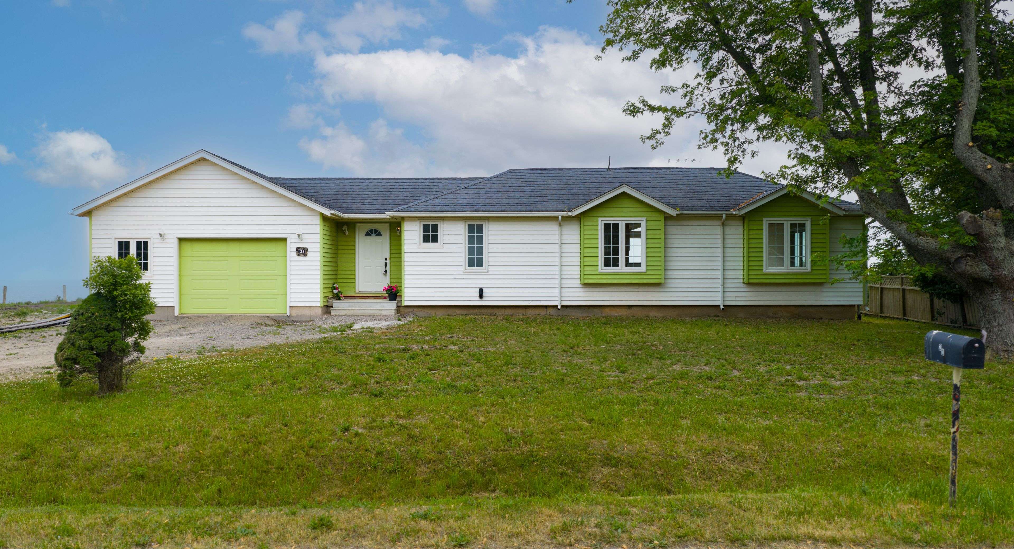 21 Villella RD, Haldimand, ON N0A 1K0