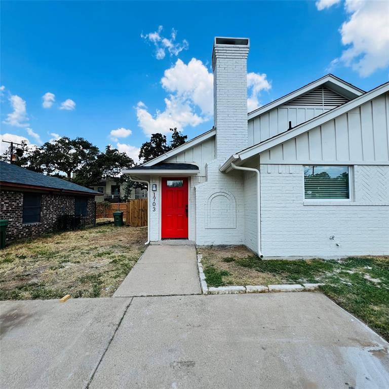 1703 Justin Lyn Street, Arlington, TX 76012