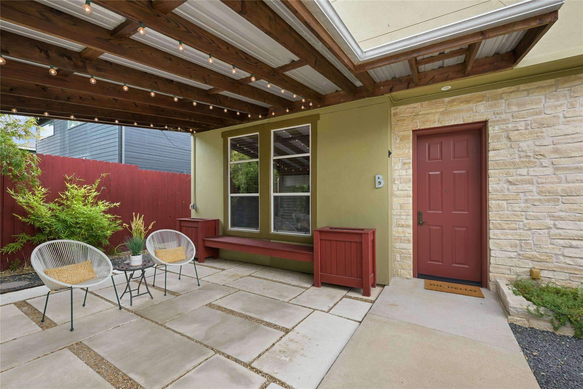 1612 S 3rd ST #B, Austin, TX 78704