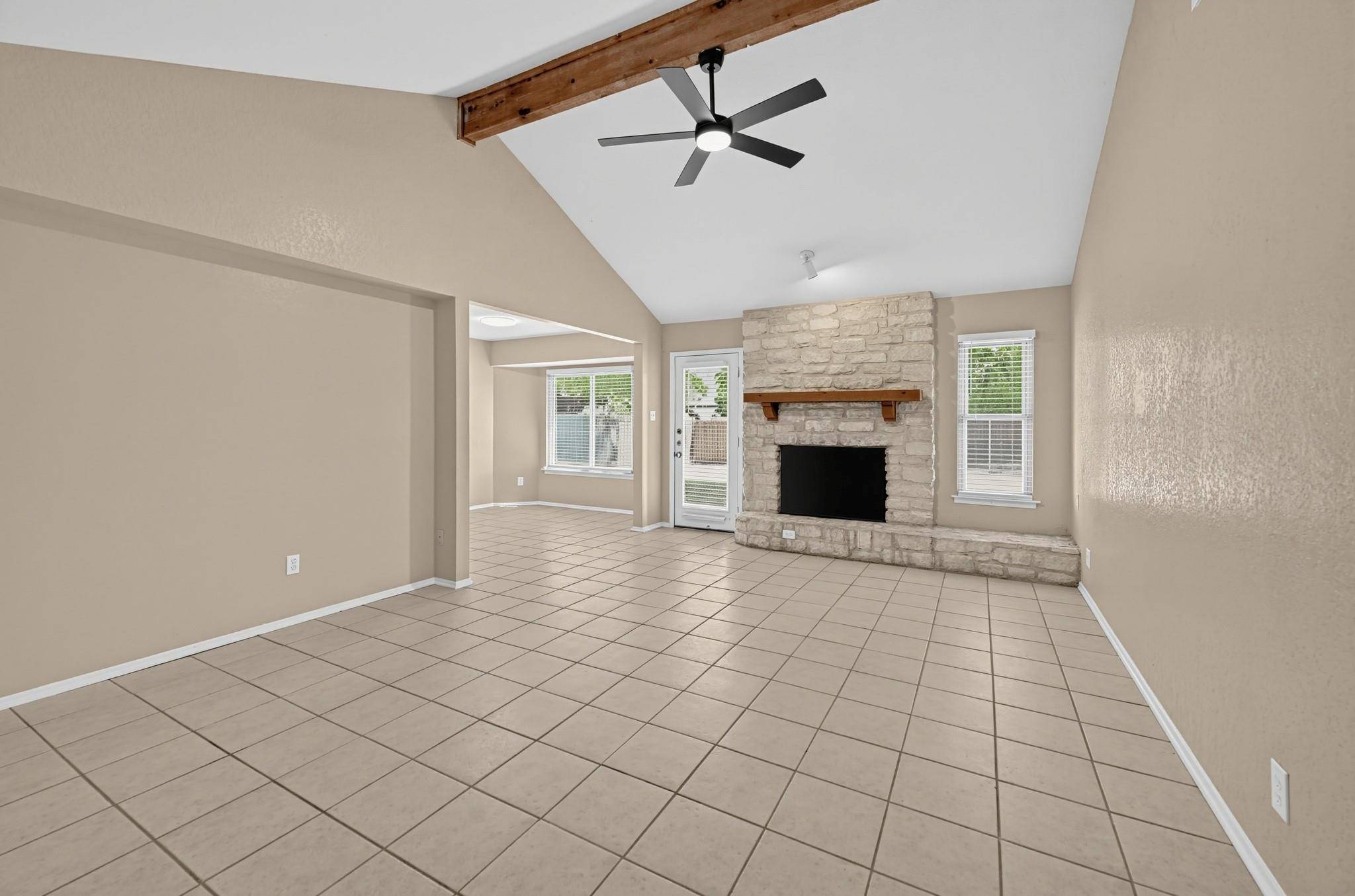 914 Garden Meadow DR, Georgetown, TX 78628