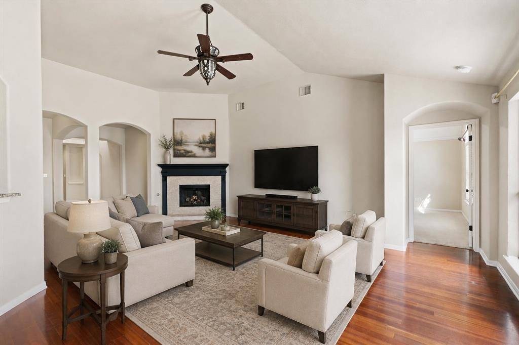 725 Botany Bay CIR, Pflugerville, TX 78660