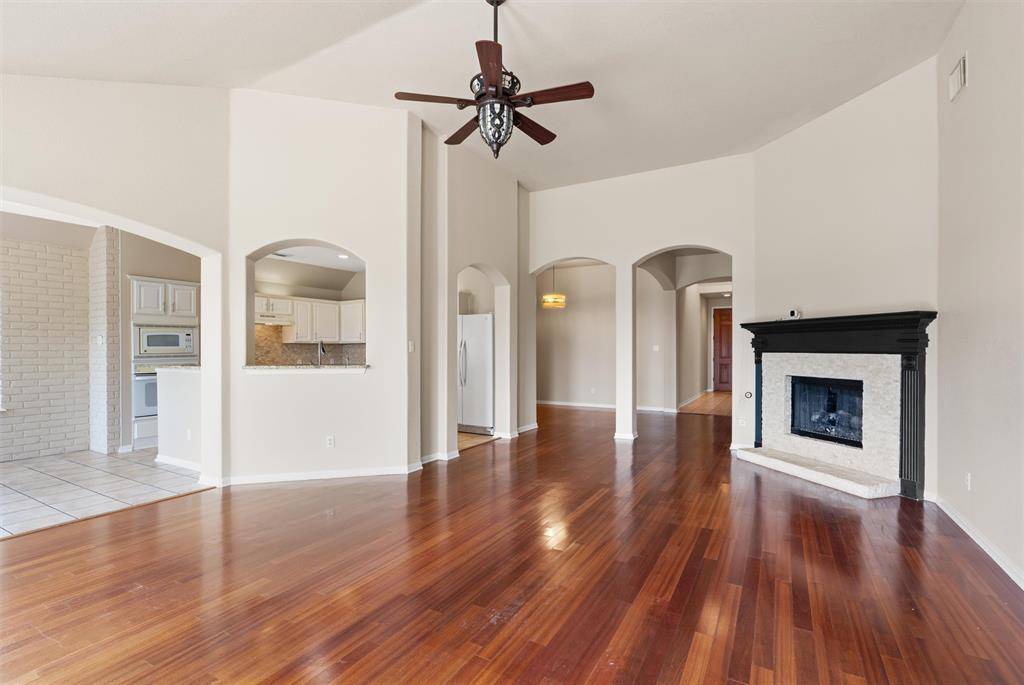 725 Botany Bay CIR, Pflugerville, TX 78660