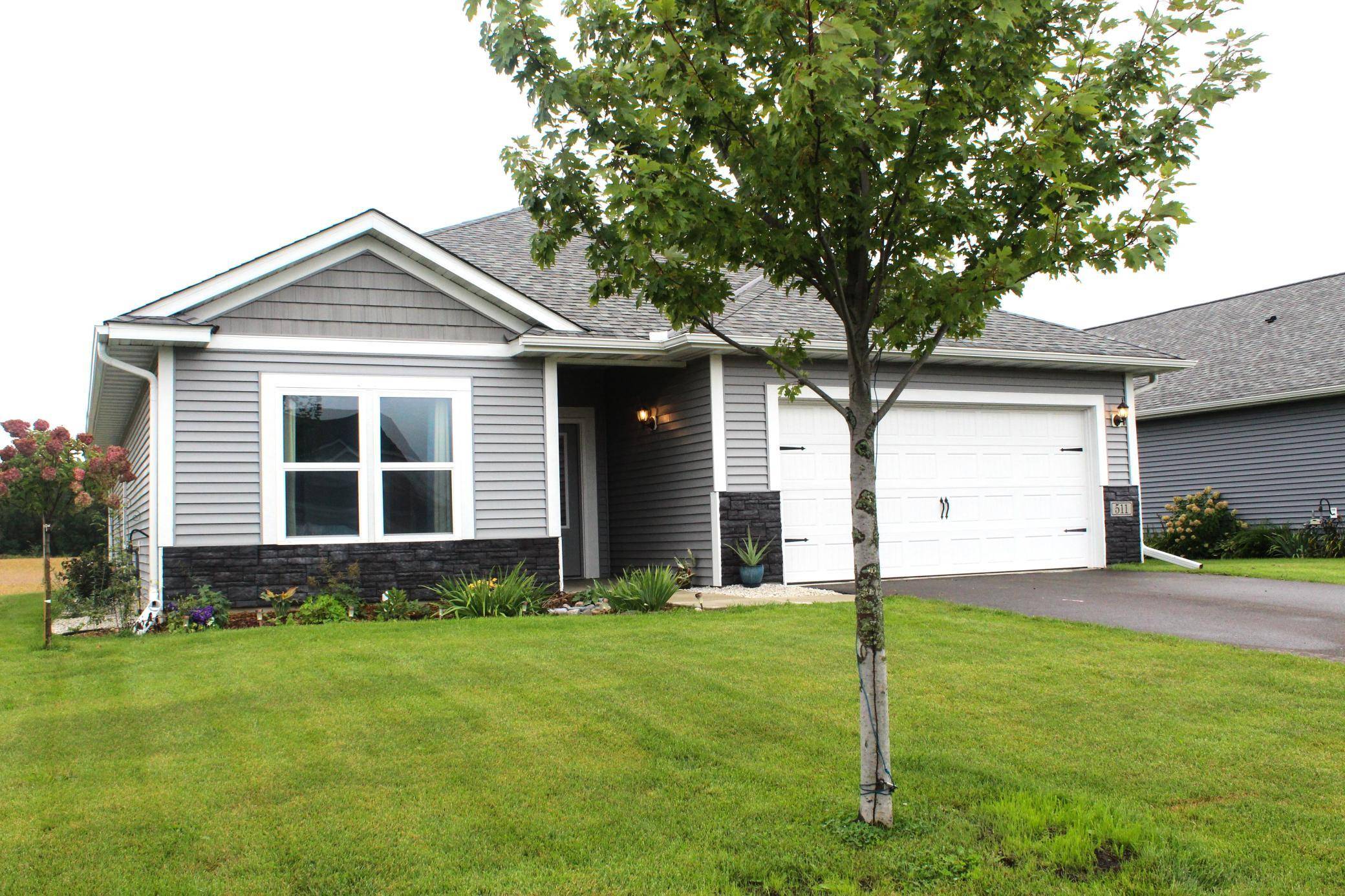 511 Valley DR W, Annandale, MN 55302