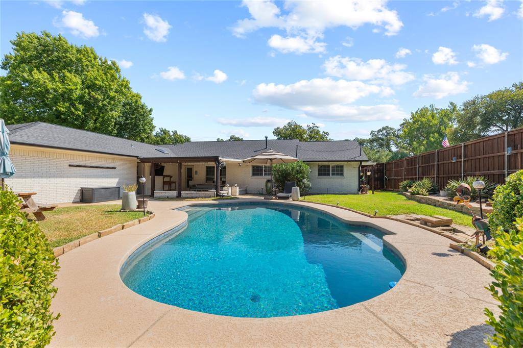 549 Sellmeyer Lane, Highland Village, TX 75077