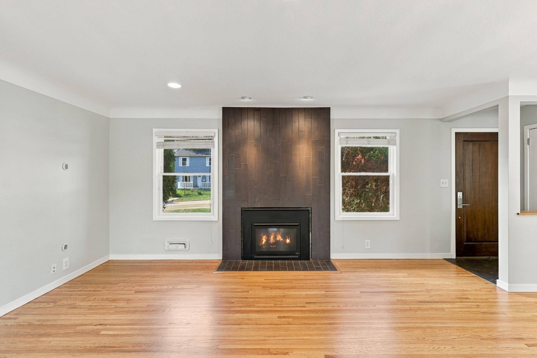 601 6th AVE S, Hopkins, MN 55343