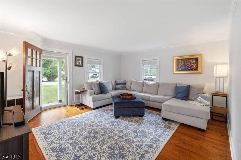 203 Pine St, Hackettstown Town, NJ 07840