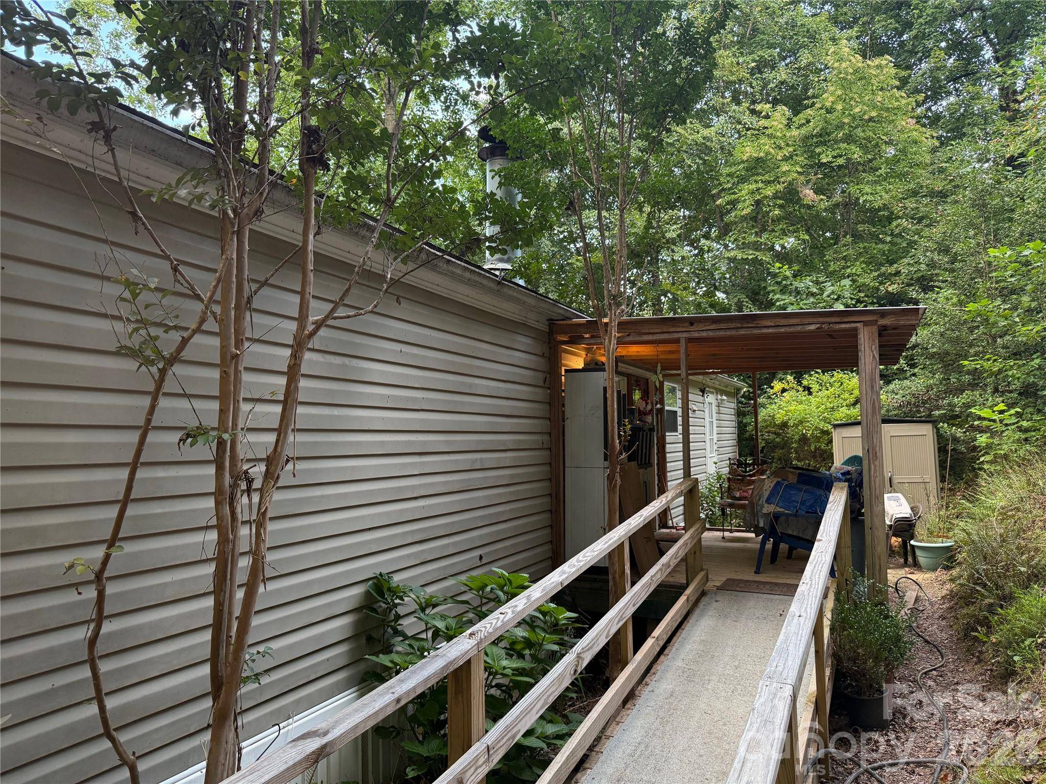 701 Possum holler DR, Bryson City, NC 28713