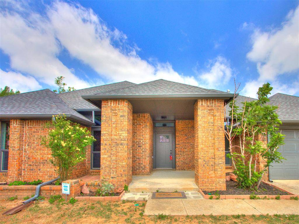 209 Tumbleweed RD, Yukon, OK 73099