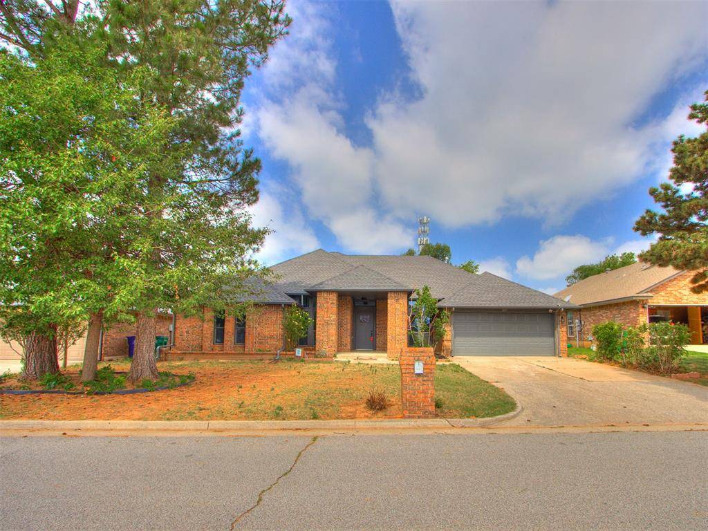 209 Tumbleweed RD, Yukon, OK 73099