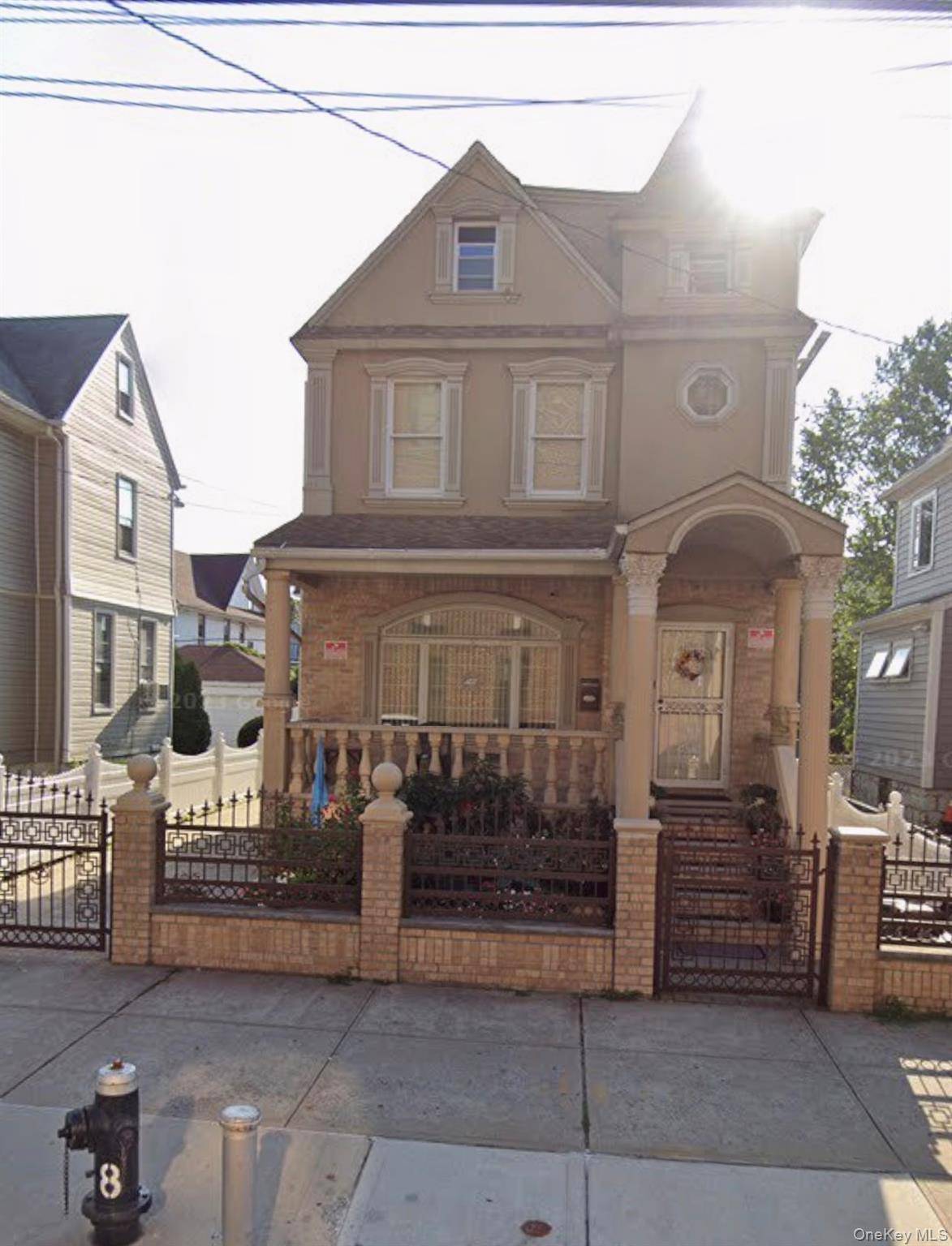 87-34 108TH ST, Richmond Hill, NY 11418