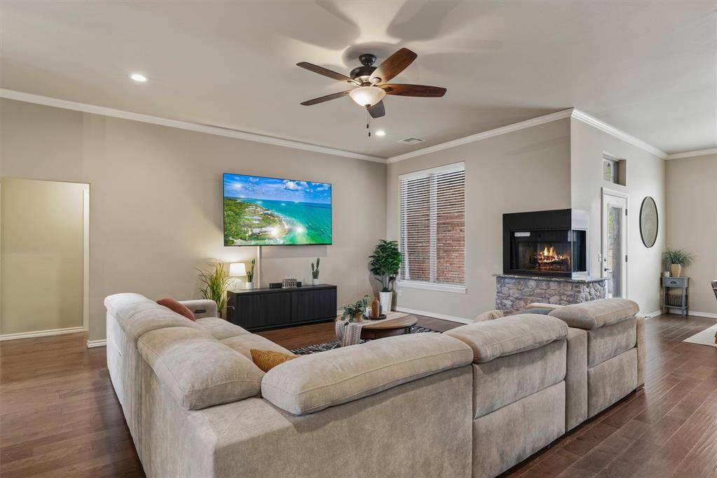 5526 Painted Pony RD, Oklahoma City, OK 73132