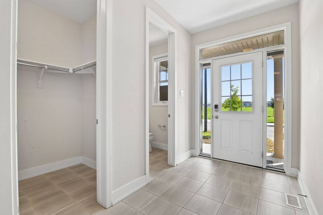 70 Green Ash AVE, Stittsville - Munster - Richmond, ON K0A 2Z0